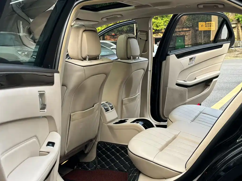 Mercedes-Benz E-Class 2016