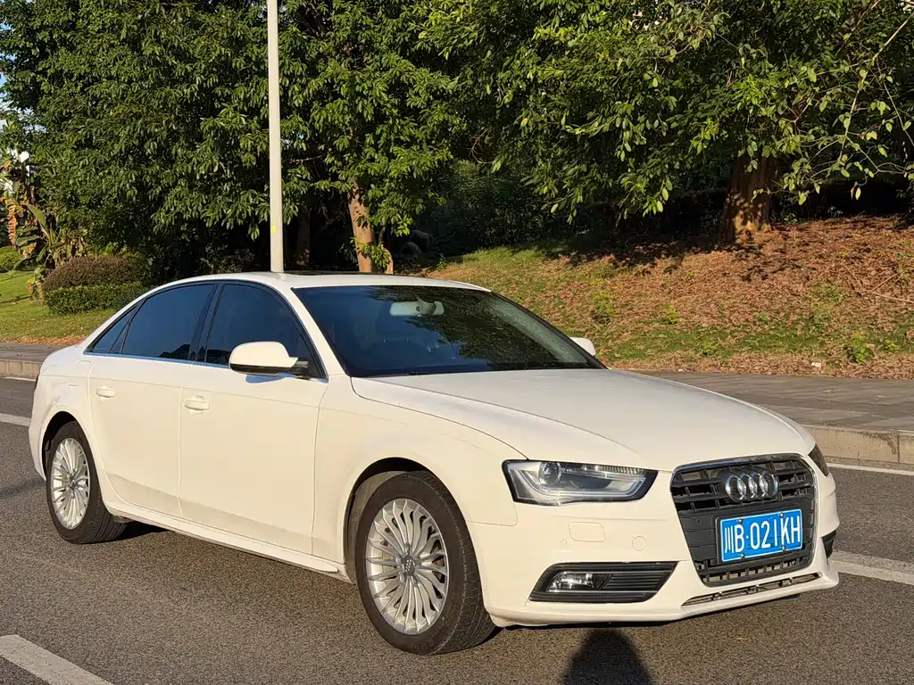 Audi A4L 2014
