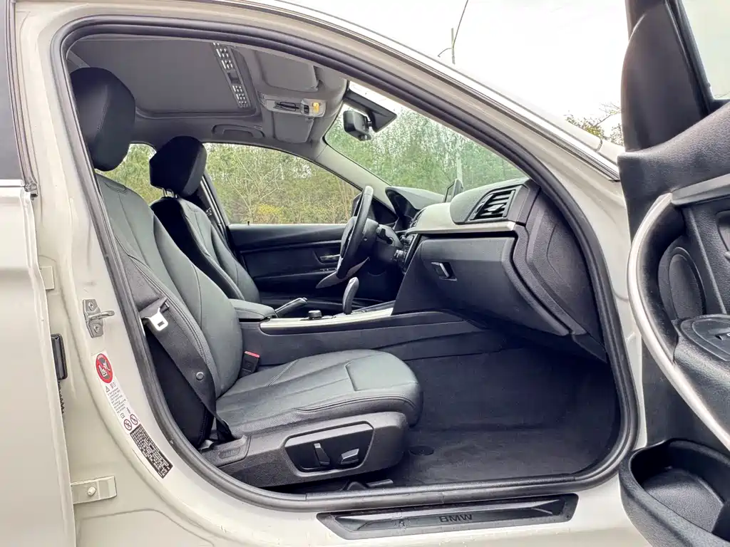 BMW 3 Series 2014 — фото 14