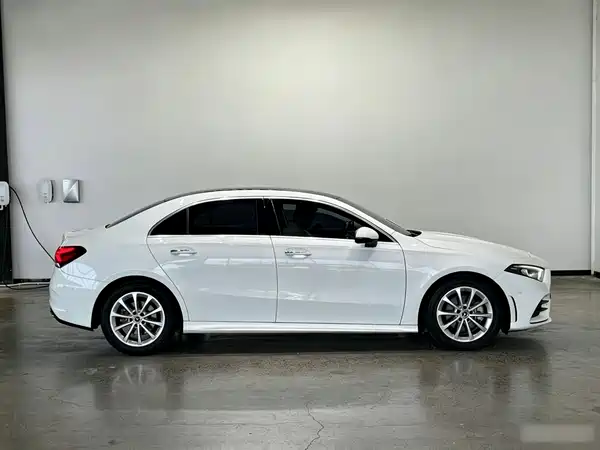 Mercedes-Benz A-Class 2021