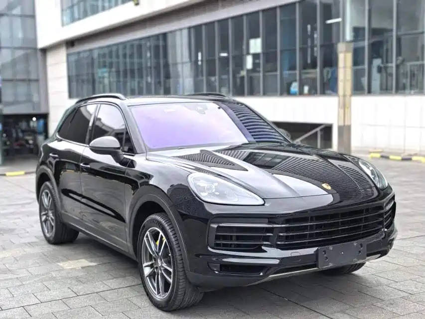 Porsche Cayenne 2019 — фото 3