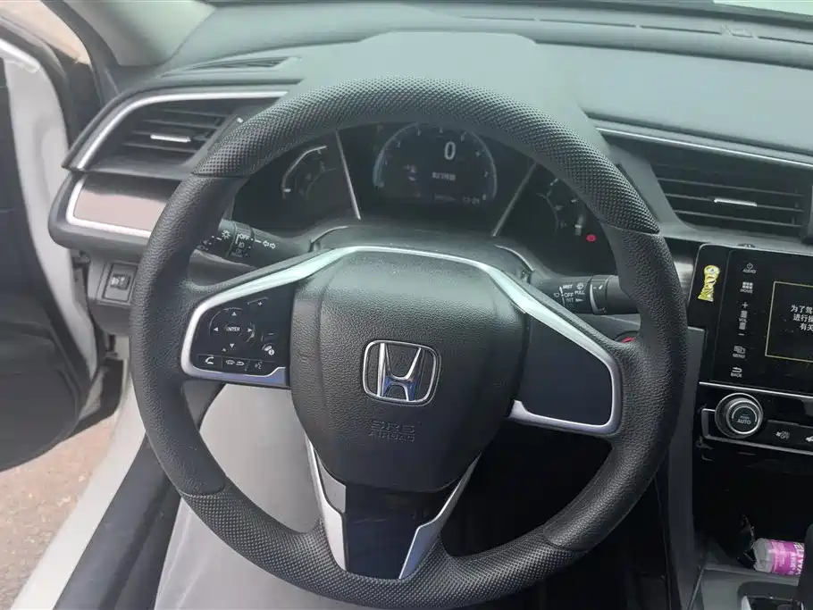 Honda Civic 2020 — фото 15
