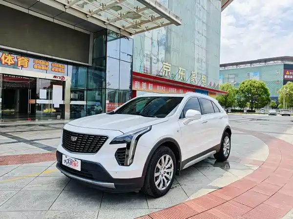 Cadillac XT4 2021