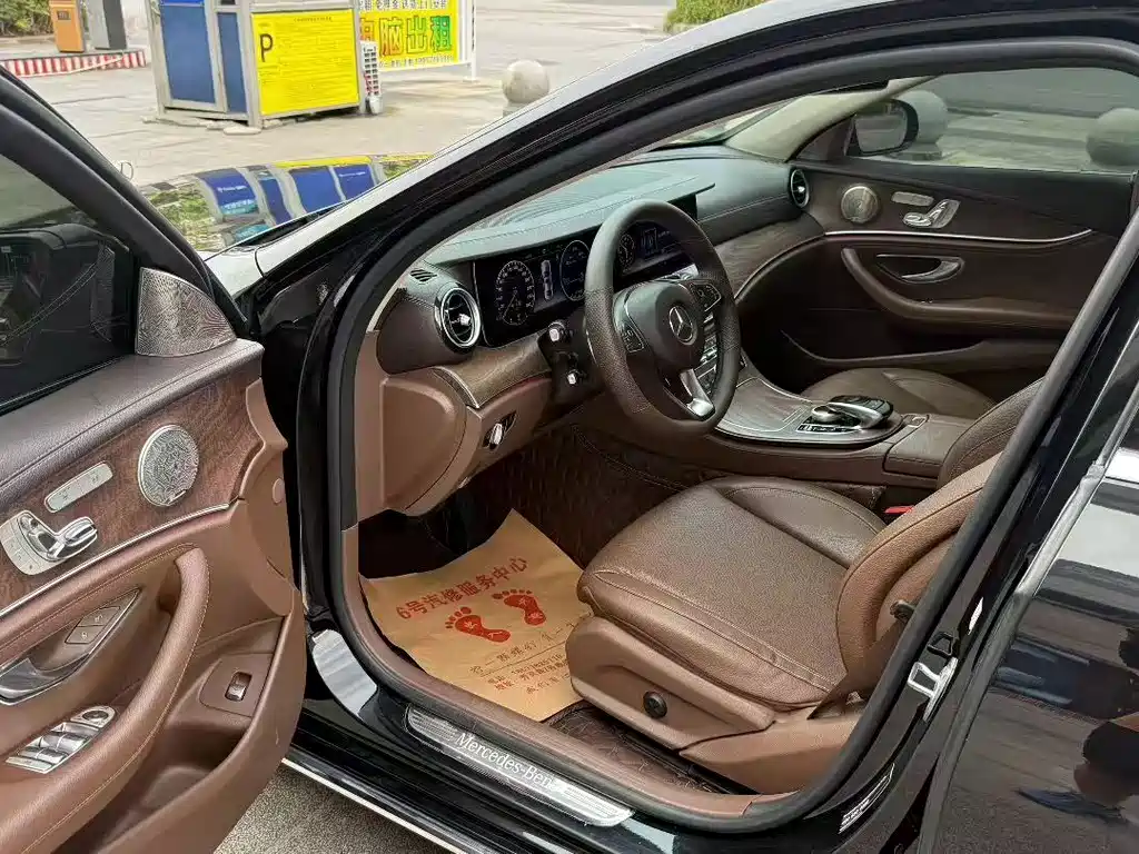 Mercedes-Benz E-Class 2018