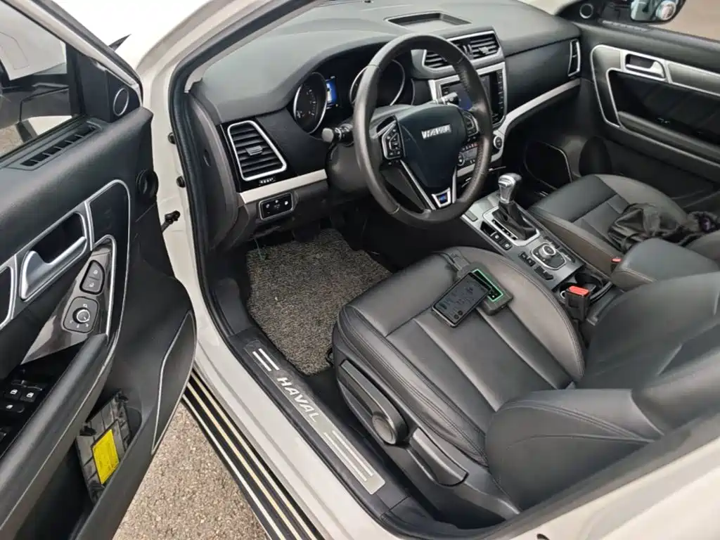 Haval H6 Coupe 2017 — фото 16