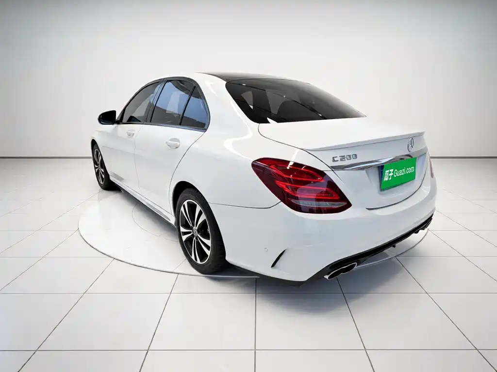 Mercedes-Benz C-Class 2018 — фото 12