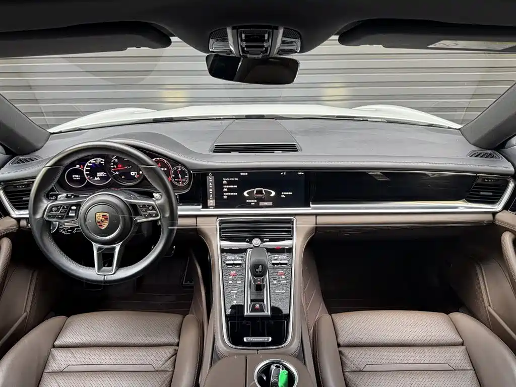 Porsche Panamera 2017 — фото 4