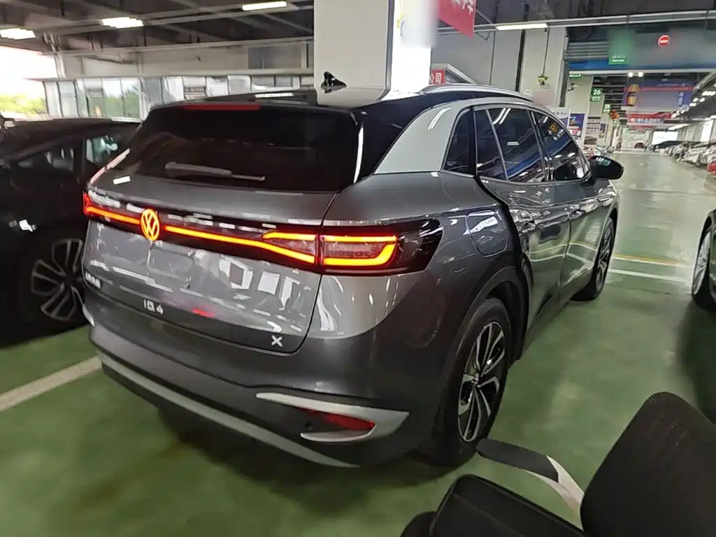 Volkswagen ID.4 X 2023