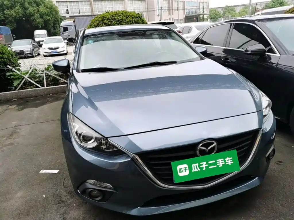 Mazda 3 Axela 2016 — фото 3