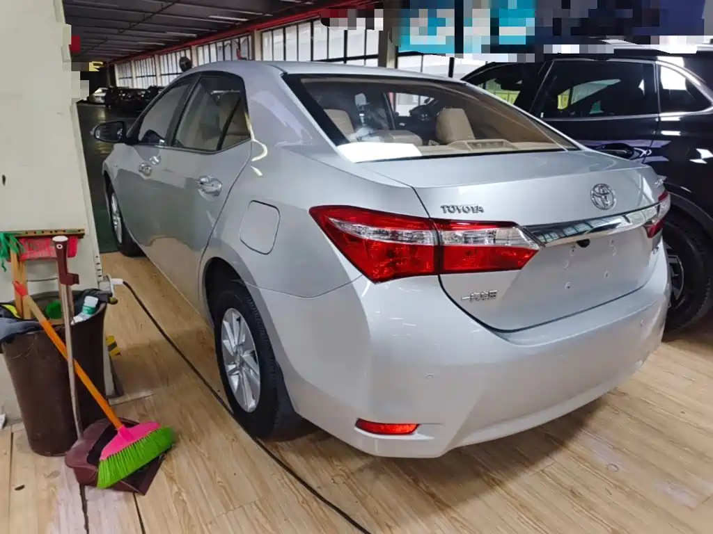 Toyota Corolla 2015