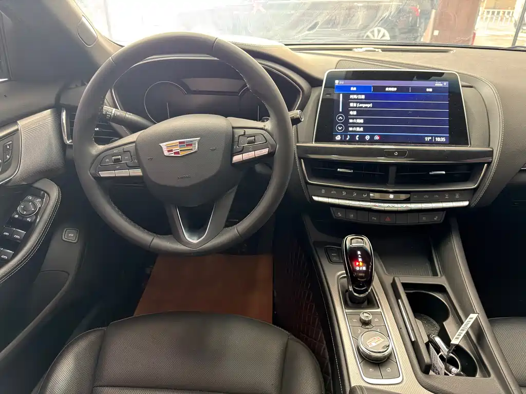 Cadillac CT5 2023 — фото 15