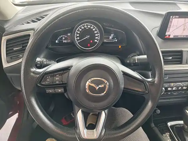 Mazda 3 Axela 2018