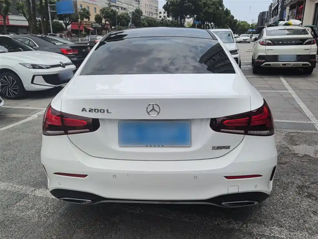Mercedes-Benz A-Class 2019 — фото 6