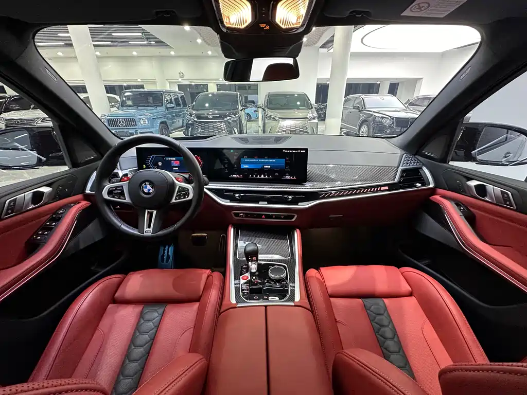 BMW X5 M 2025 — фото 12