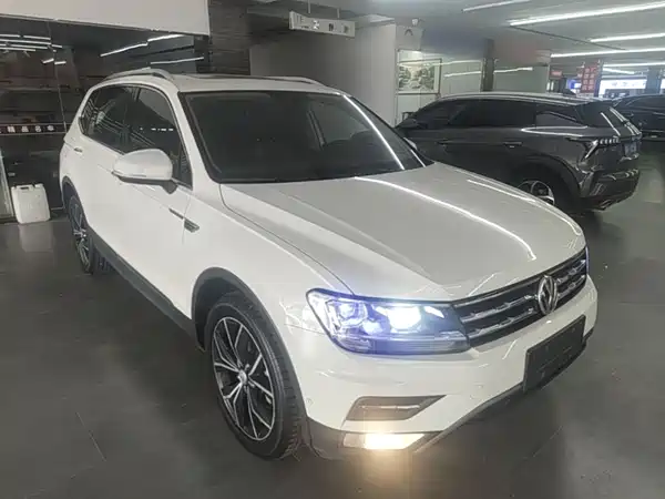 Volkswagen Tiguan L 2019