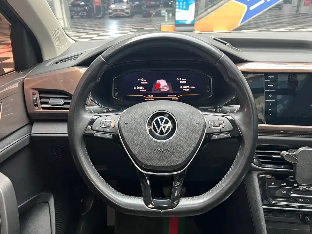 Volkswagen Tharu 2022 — фото 12