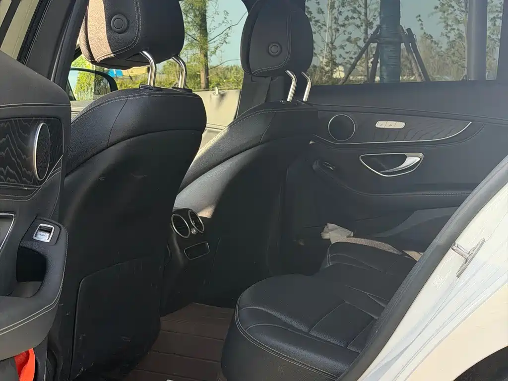 Mercedes-Benz C-Class 2020