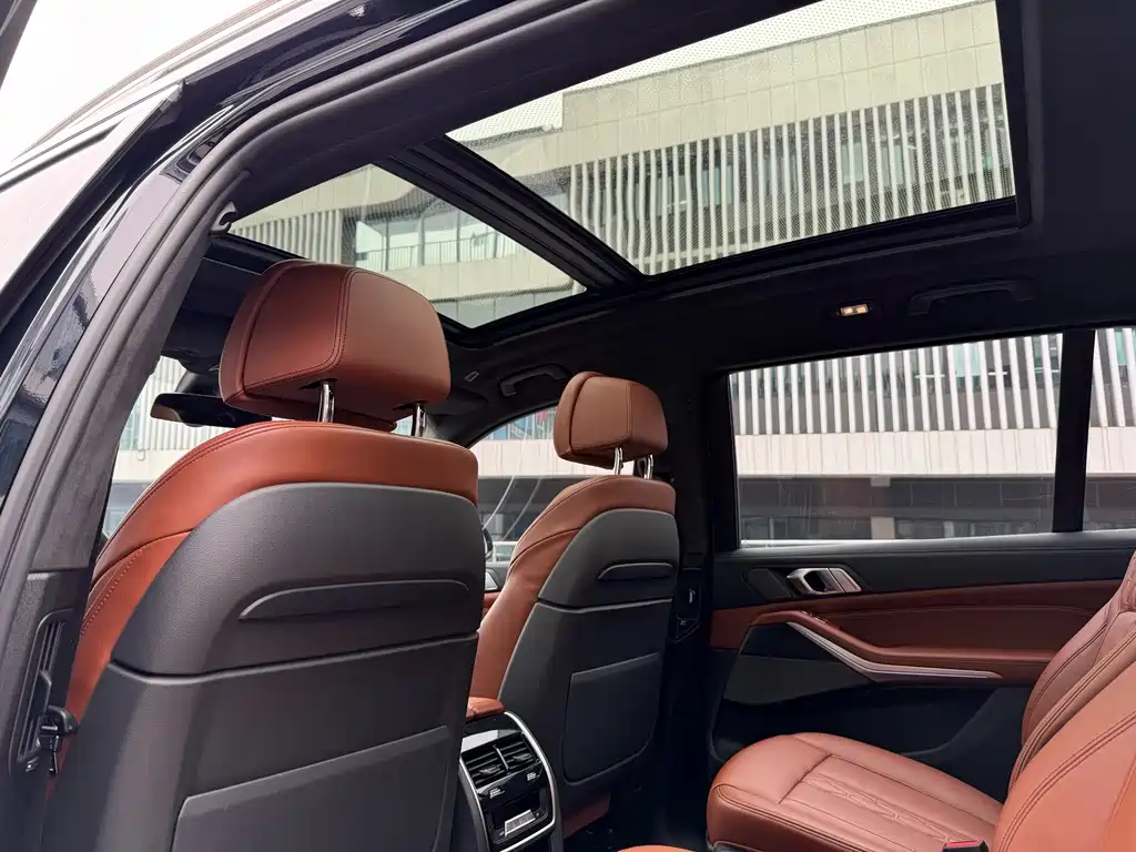 BMW X7 2021 — фото 10