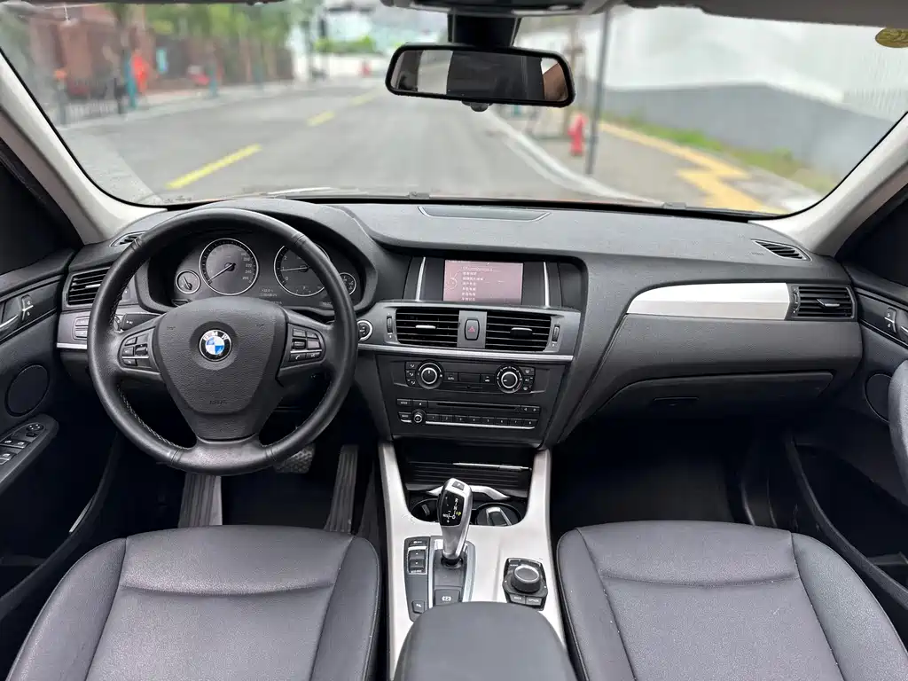 BMW X3 2016 — фото 9