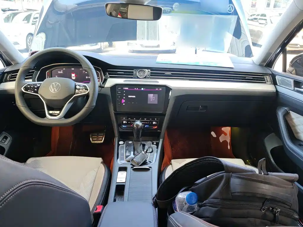 Volkswagen Magotan 2025
