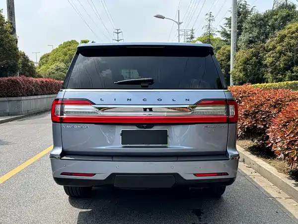 Lincoln Navigator 2020