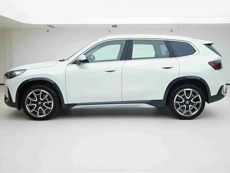 BMW X1 2024 — фото 3