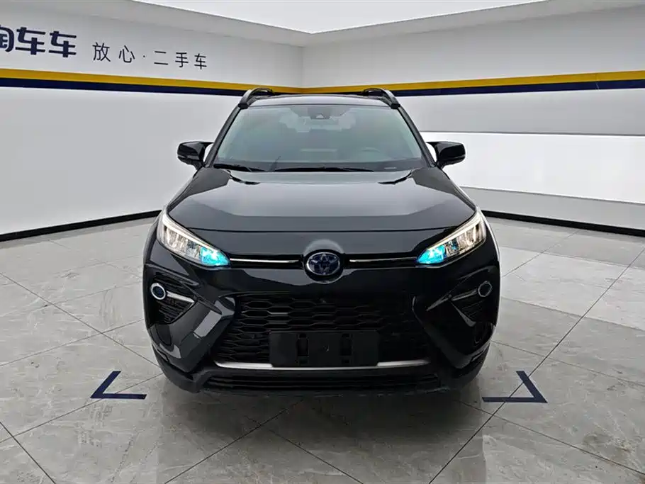 Toyota Wildlander 2022 — фото 2