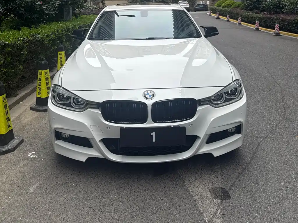 BMW 3 Series 2018 — фото 2