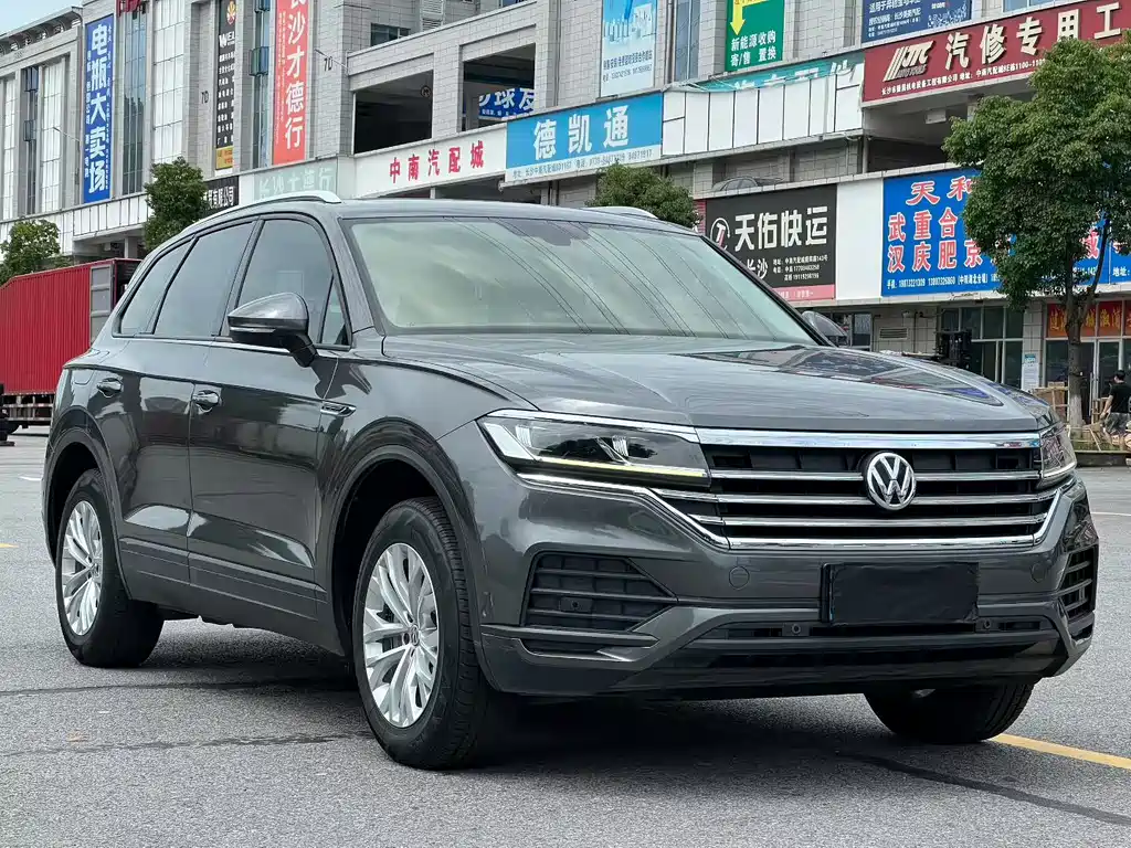 Volkswagen Touareg 2020 — фото 3
