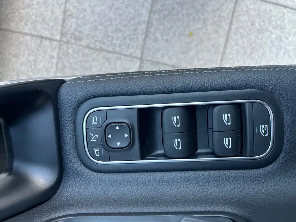 Mercedes-Benz A-Class 2022 — фото 24