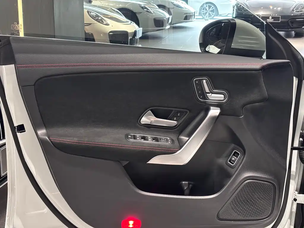 Mercedes-Benz CLA 2021 — фото 16