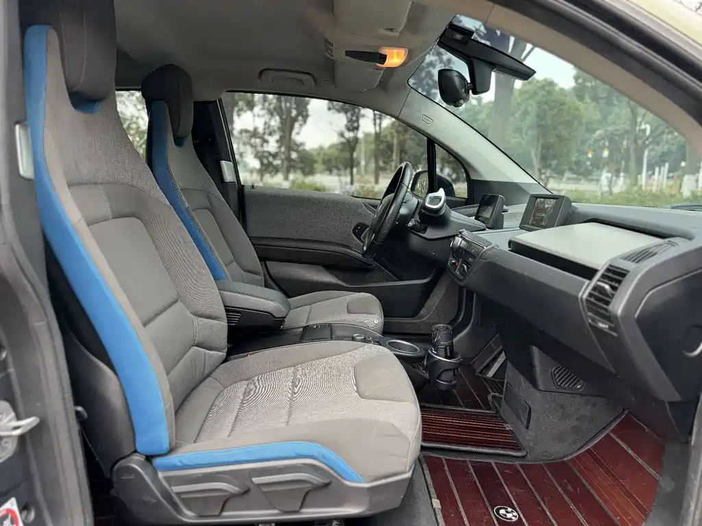 BMW i3 2016 — фото 15