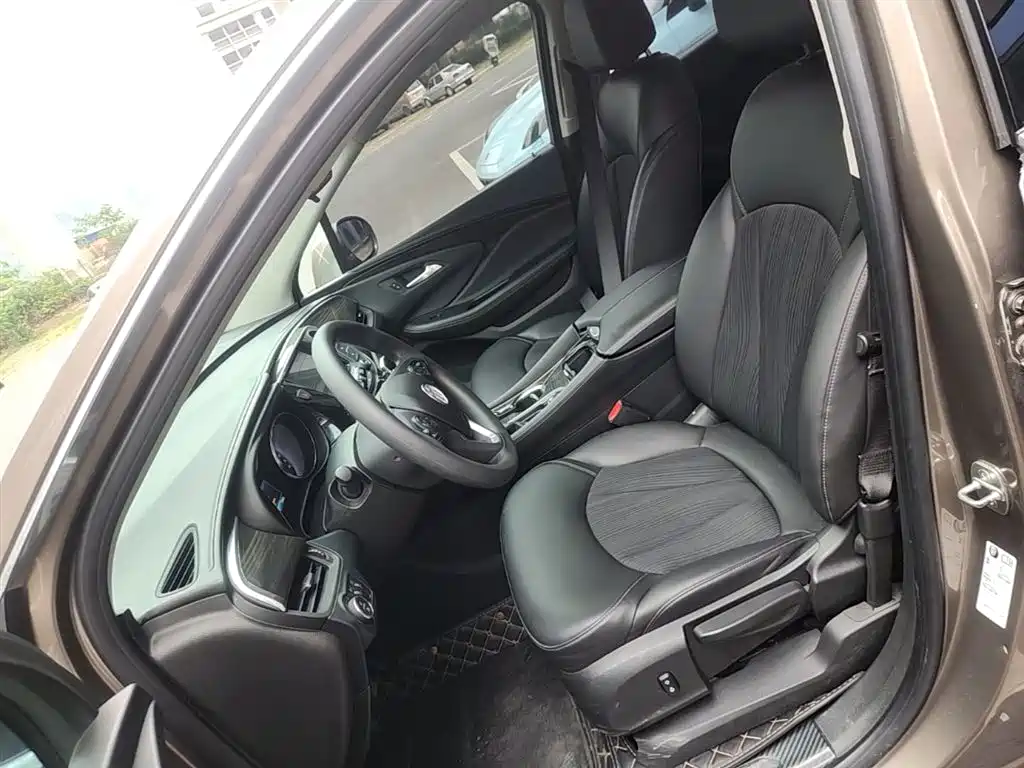Buick Envision Plus 2019 — фото 15