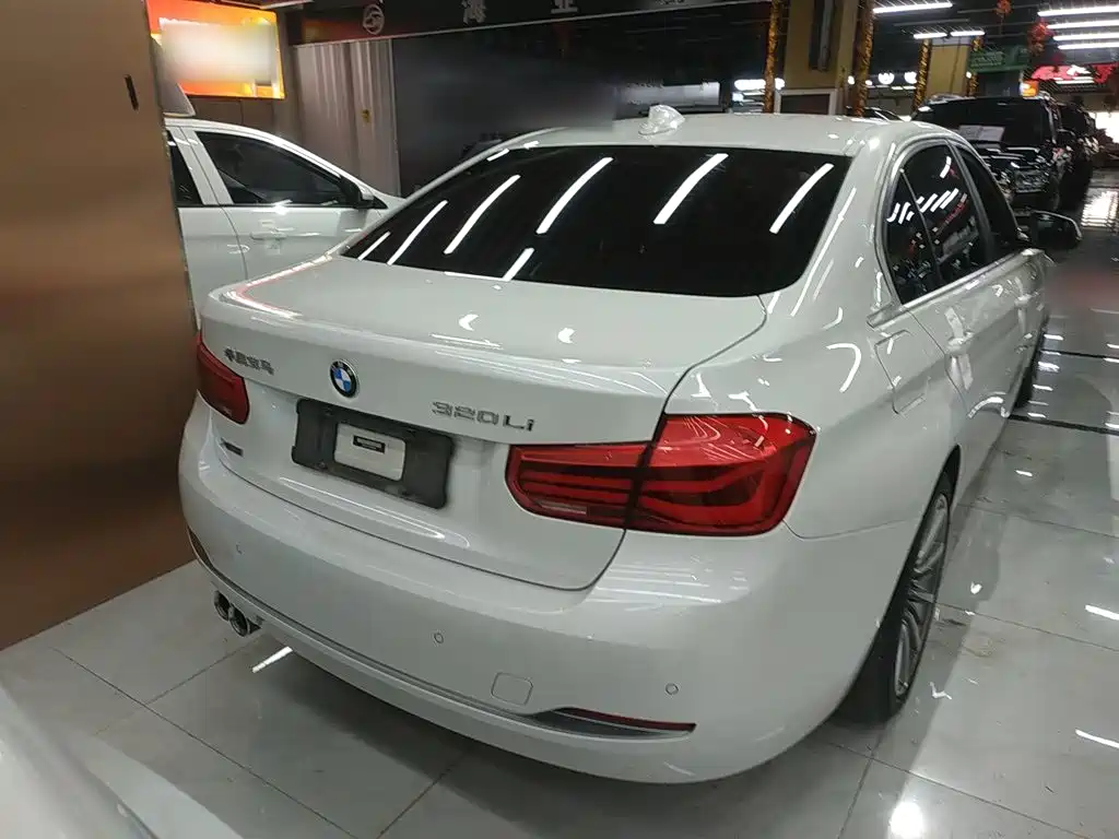 BMW 3 Series 2018