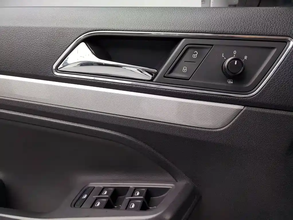 Volkswagen Gran Lavida 2018 — фото 14