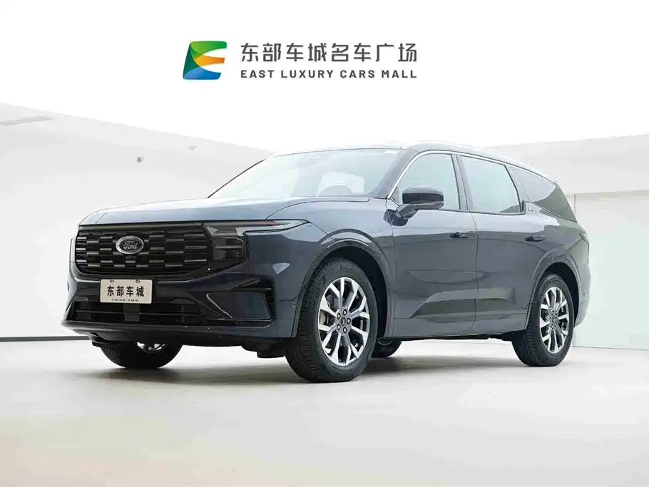 Ford Edge 2023 — фото 1