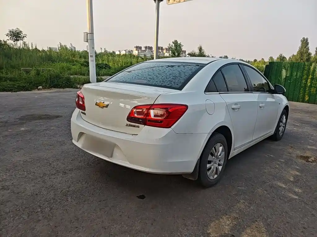 Chevrolet Cruze 2015 — фото 7
