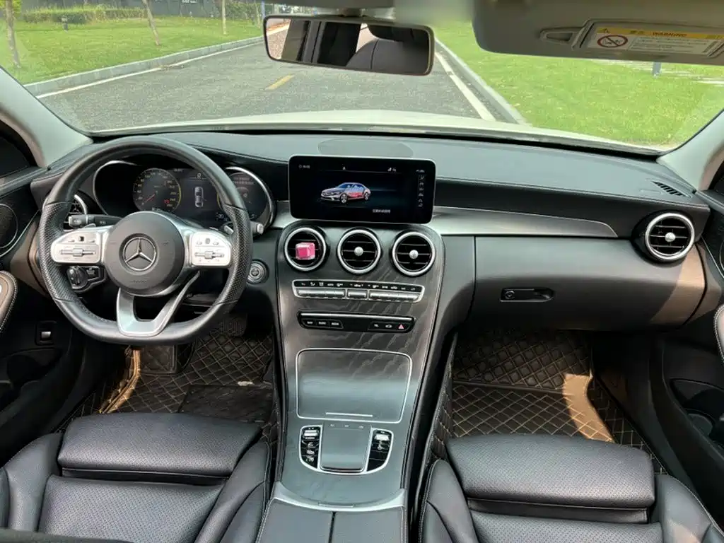 Mercedes-Benz C-Class 2020 — фото 11