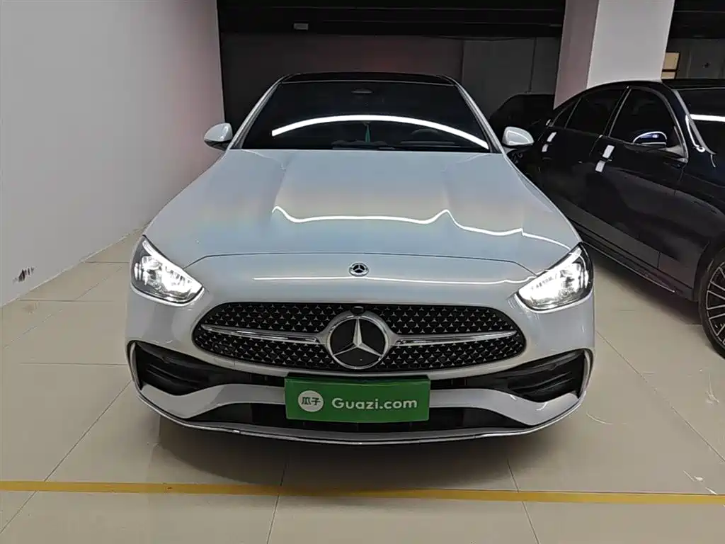Mercedes-Benz C-Class 2023 — фото 3