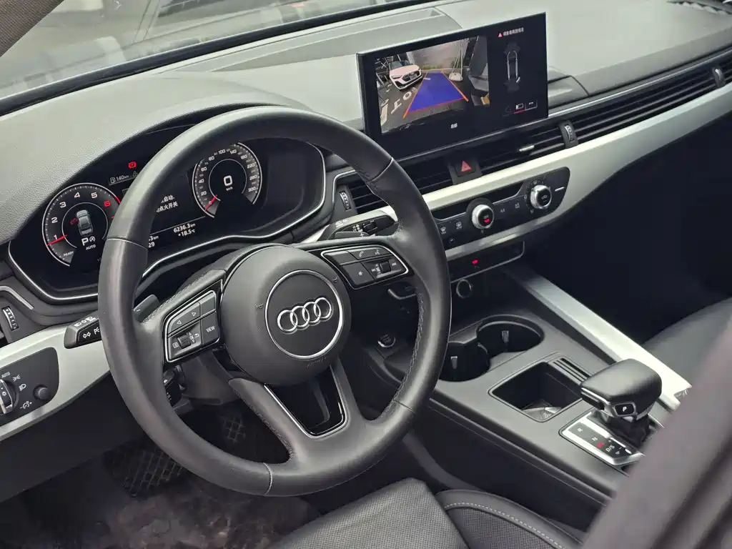 Audi A4L 2023 — фото 17