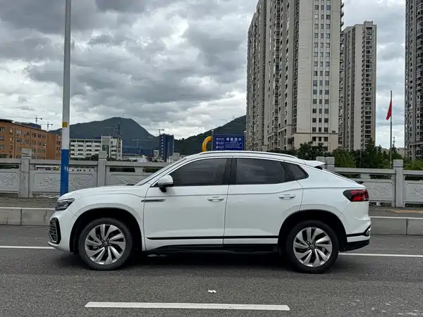 Volkswagen Tanyuex 2022