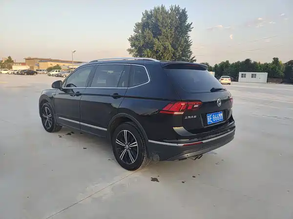 Volkswagen Tiguan L 2019