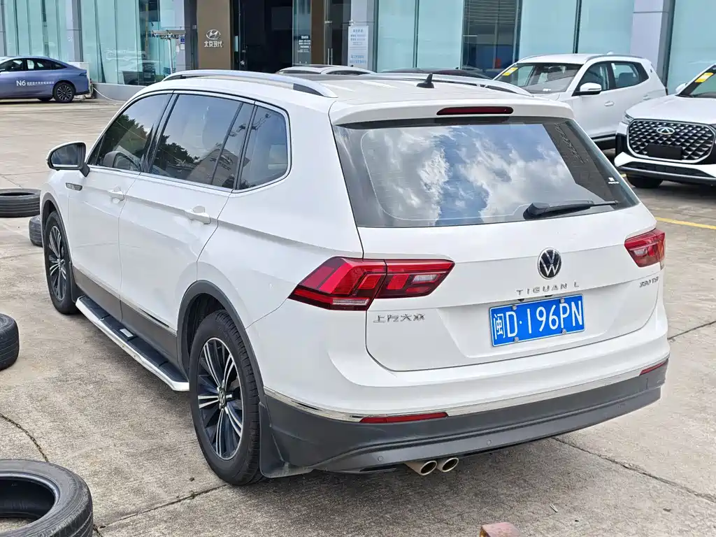 Volkswagen Tiguan L 2021 — фото 6