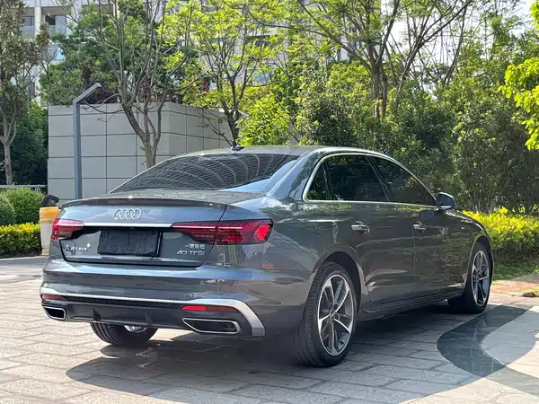 Audi A4L 2022