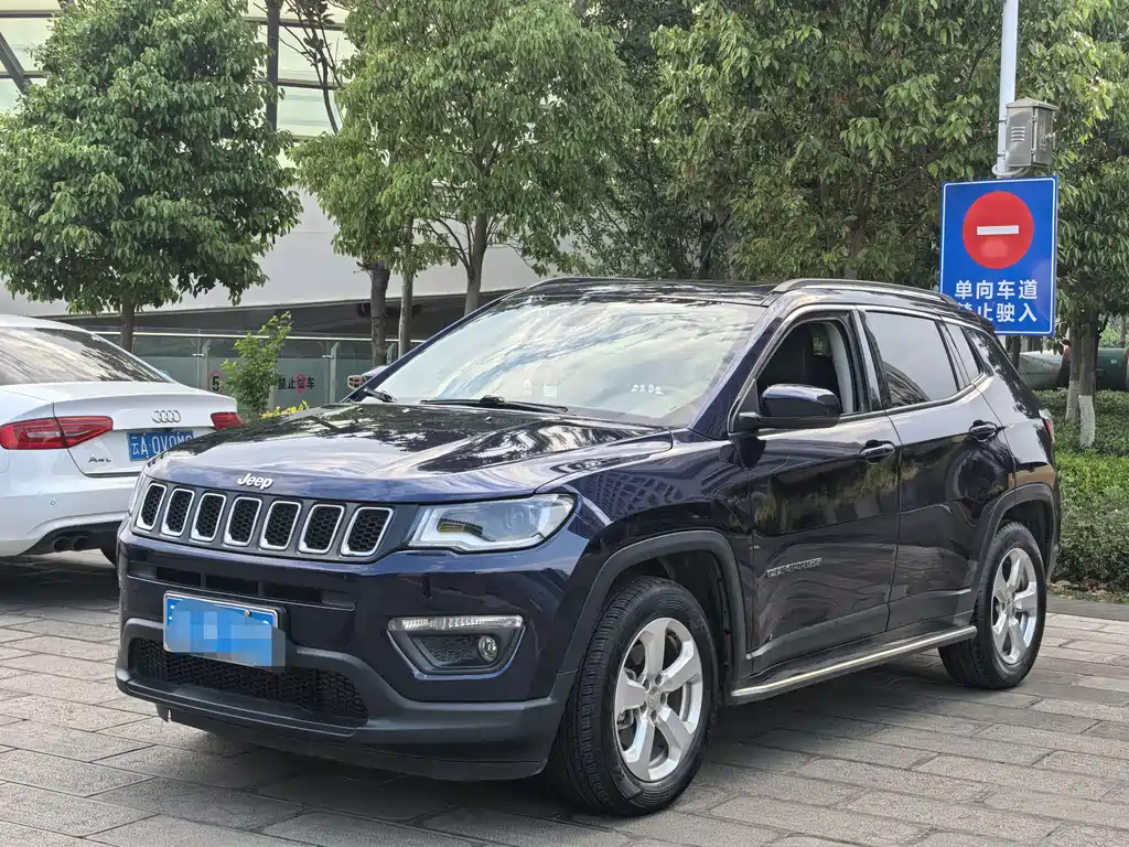 Jeep Compass 2020 — фото 1