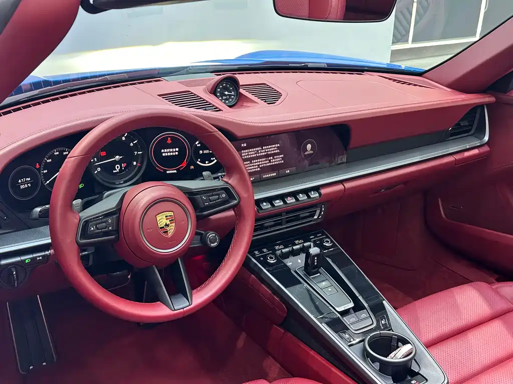 Porsche 911 2023 — фото 11