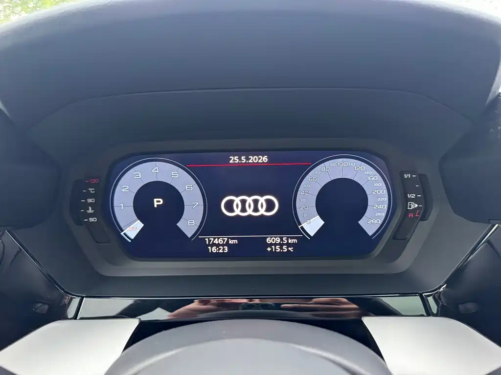 Audi A3 2023 — фото 17