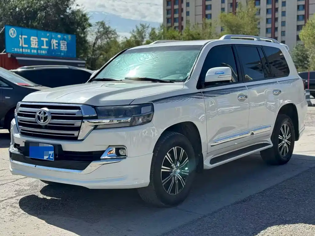 Toyota Land Cruiser 2014