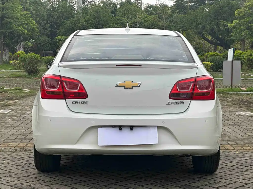 Chevrolet Cruze 2016 — фото 9