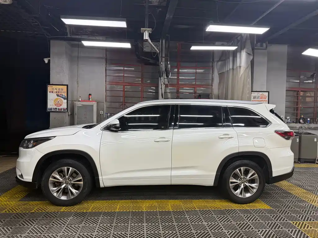 Toyota Highlander 2017